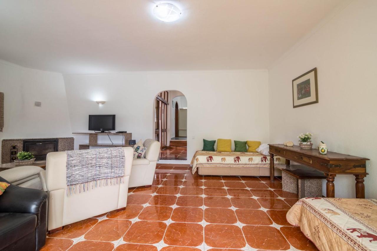 אלבופיירה Villa Sunflower מראה חיצוני תמונה